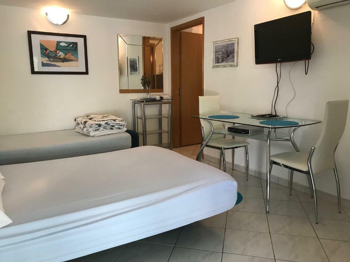 Apartment House Berry Primošten المظهر الخارجي الصورة